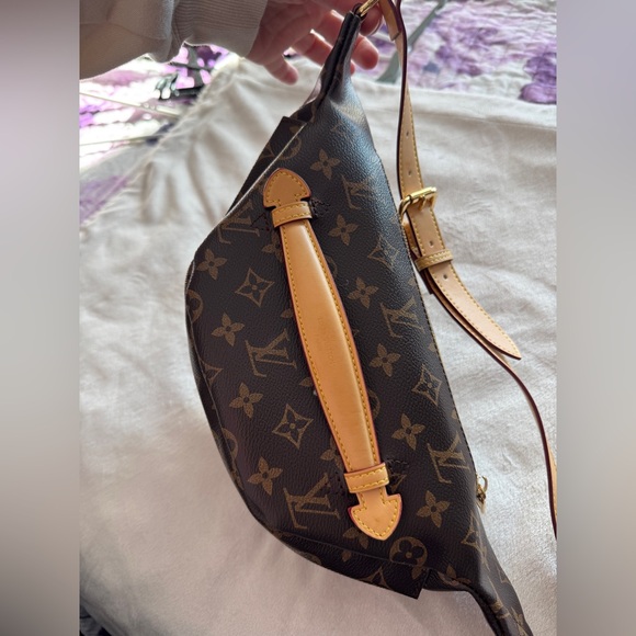 Louis Vuitton Brown and Tan Monogram Belt Bag - Picture 11 of 12